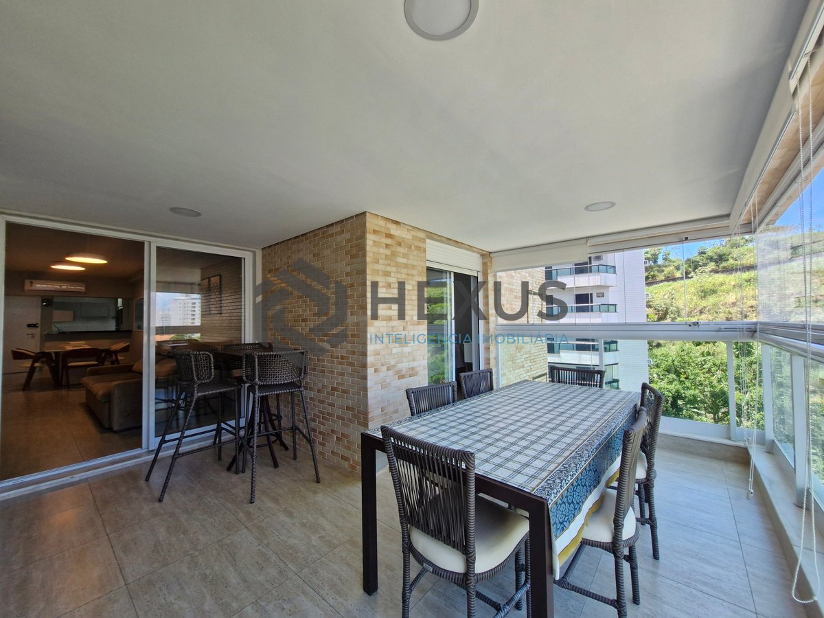 Foto 2 de Apartamento reformado frente mar com varanda gourmet e lazer na Praia das Asturias, Guaruja