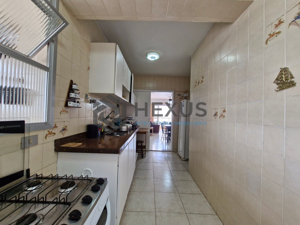 Foto 19 de Apartamento frente mar com varanda e lazer na Praia das Asturias, Guaruja