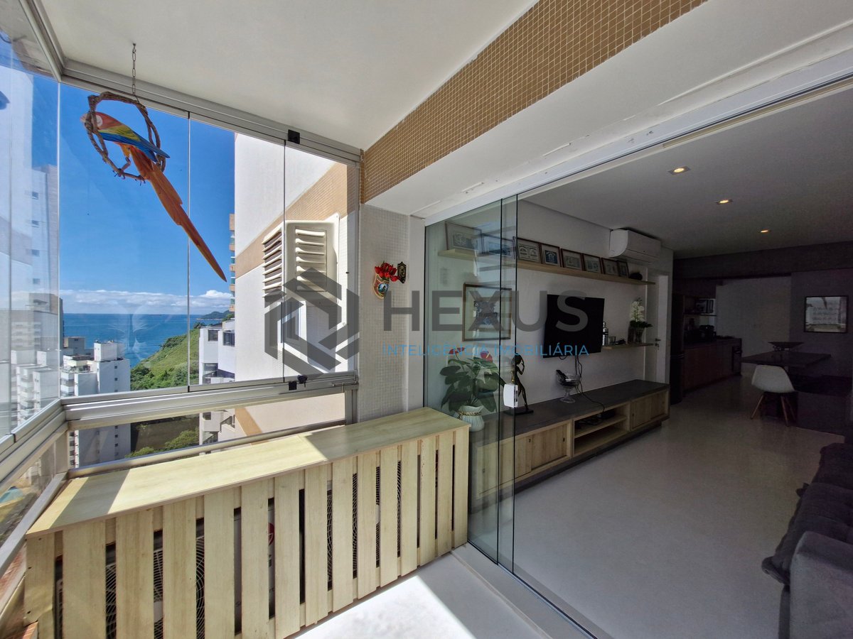 Foto 2 de Apartamento frente mar com varanda e lazer na Praia das Asturias, Guaruja