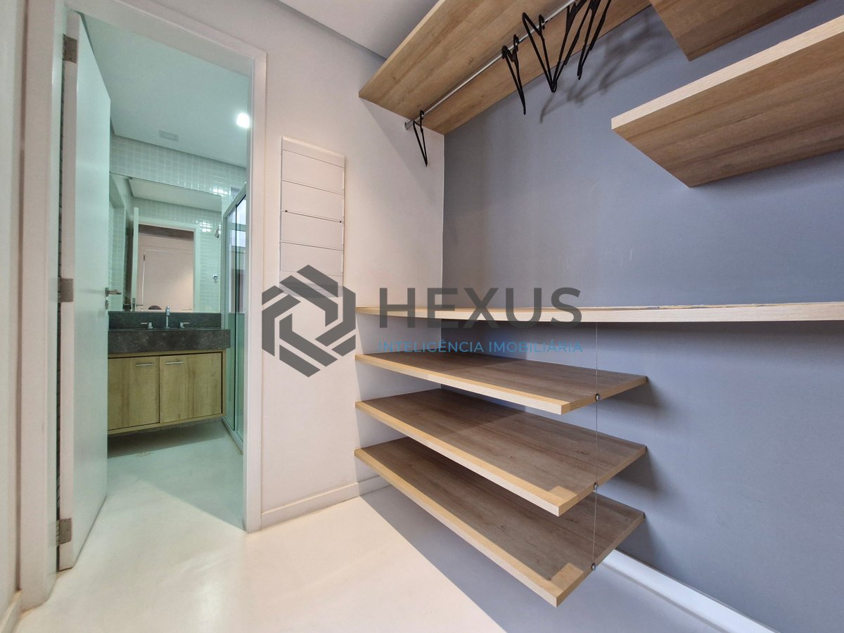 Foto 13 de Apartamento frente mar com varanda e lazer na Praia das Asturias, Guaruja