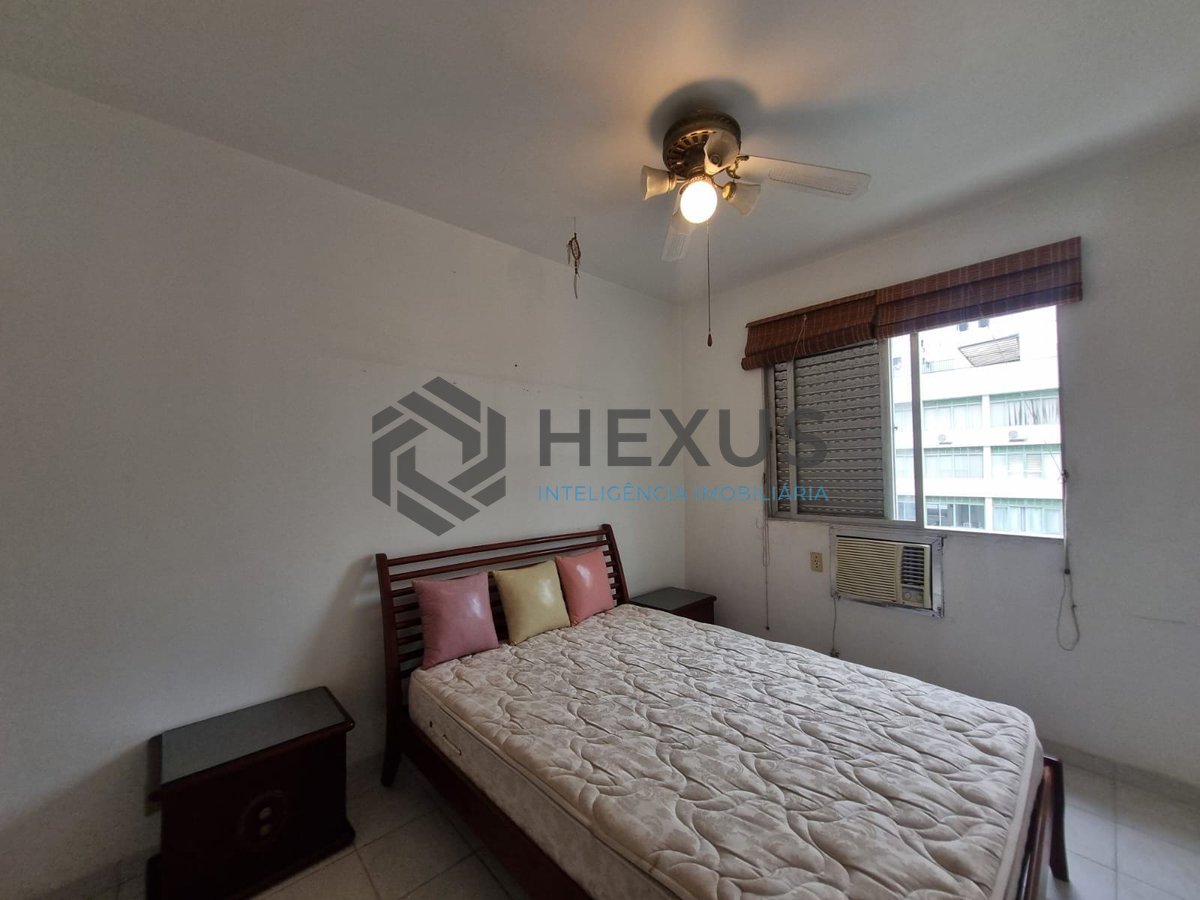 Foto 11 de Apartamento com varanda na beira mar da Praia das Pitangueiras, Guaruja
