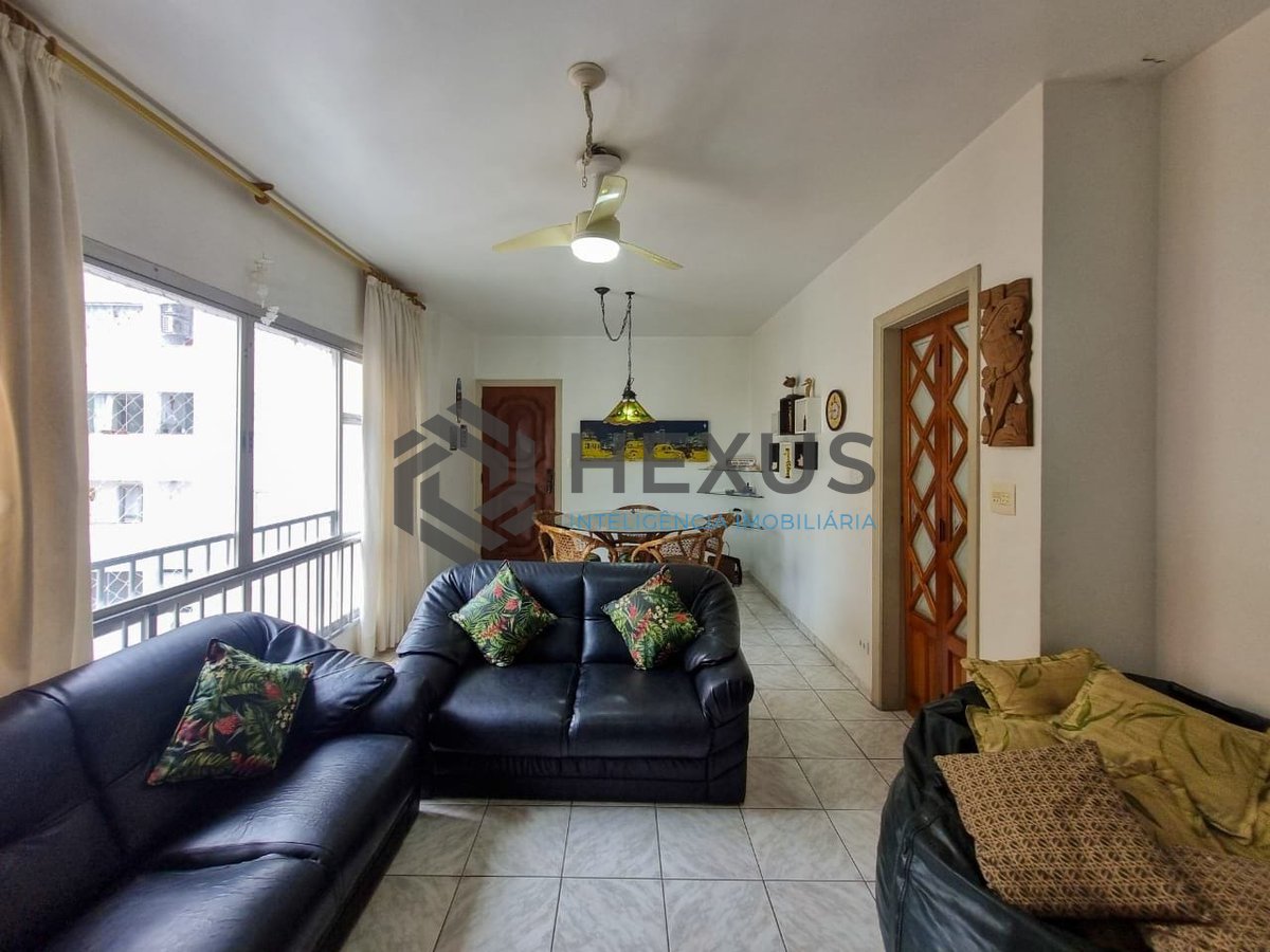 Foto 2 de Apartamento com varanda e lazer a 180m da Praia das Pitangueiras, Guaruja