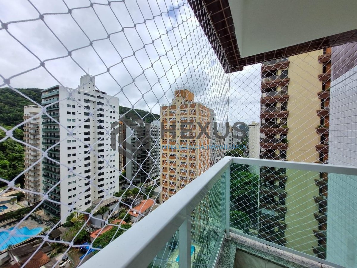 Foto 19 de Apartamento com varanda e lazer a 180m da Praia das Pitangueiras, Guaruja