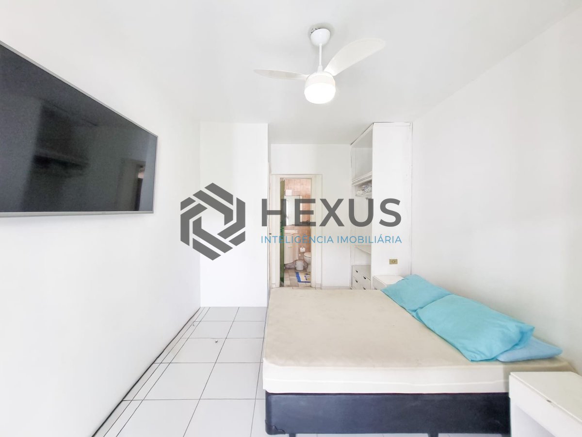 Foto 22 de Apartamento com varanda e lazer a duas quadras da Praia das Pitangueiras, Guaruja