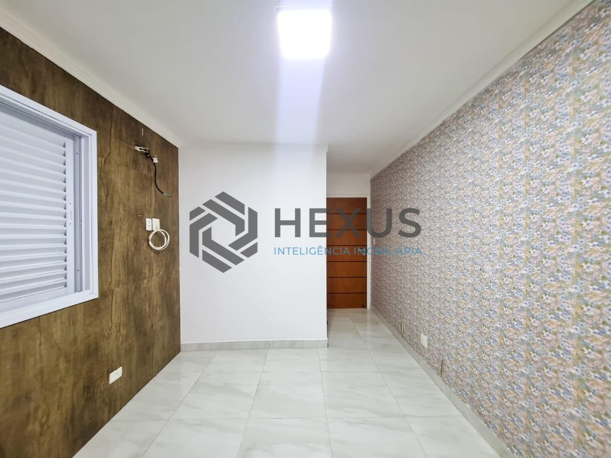 Foto 10 de Apartamento reformado com varanda na Praia das Asturias, Guaruja