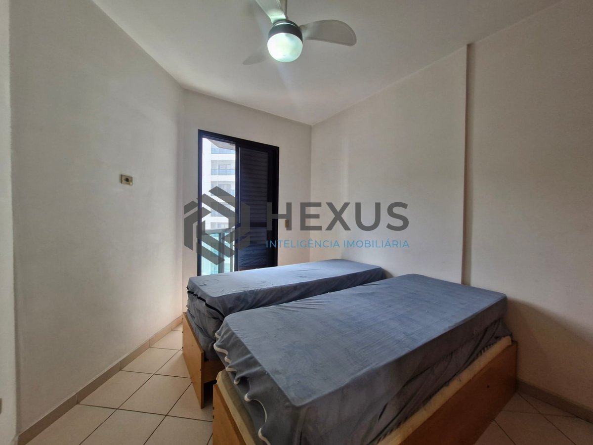 Foto 8 de Apartamento com varanda e lazer na Praia das Pitangueiras, Guaruja