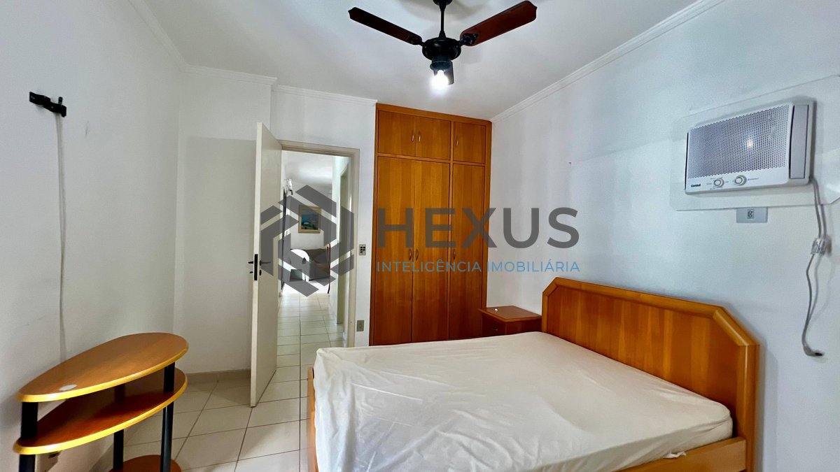 Foto 8 de Apartamento com varanda e lazer a duas quadras da Praia das Pitangueiras, Guaruja