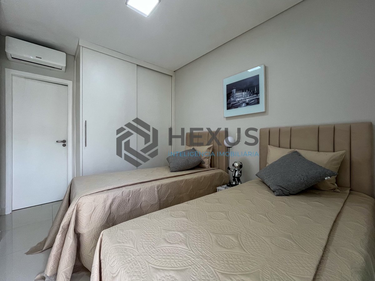 Foto 13 de Apartamento com varanda gourmet e lazer na Praia das Pitangueiras, Guaruja