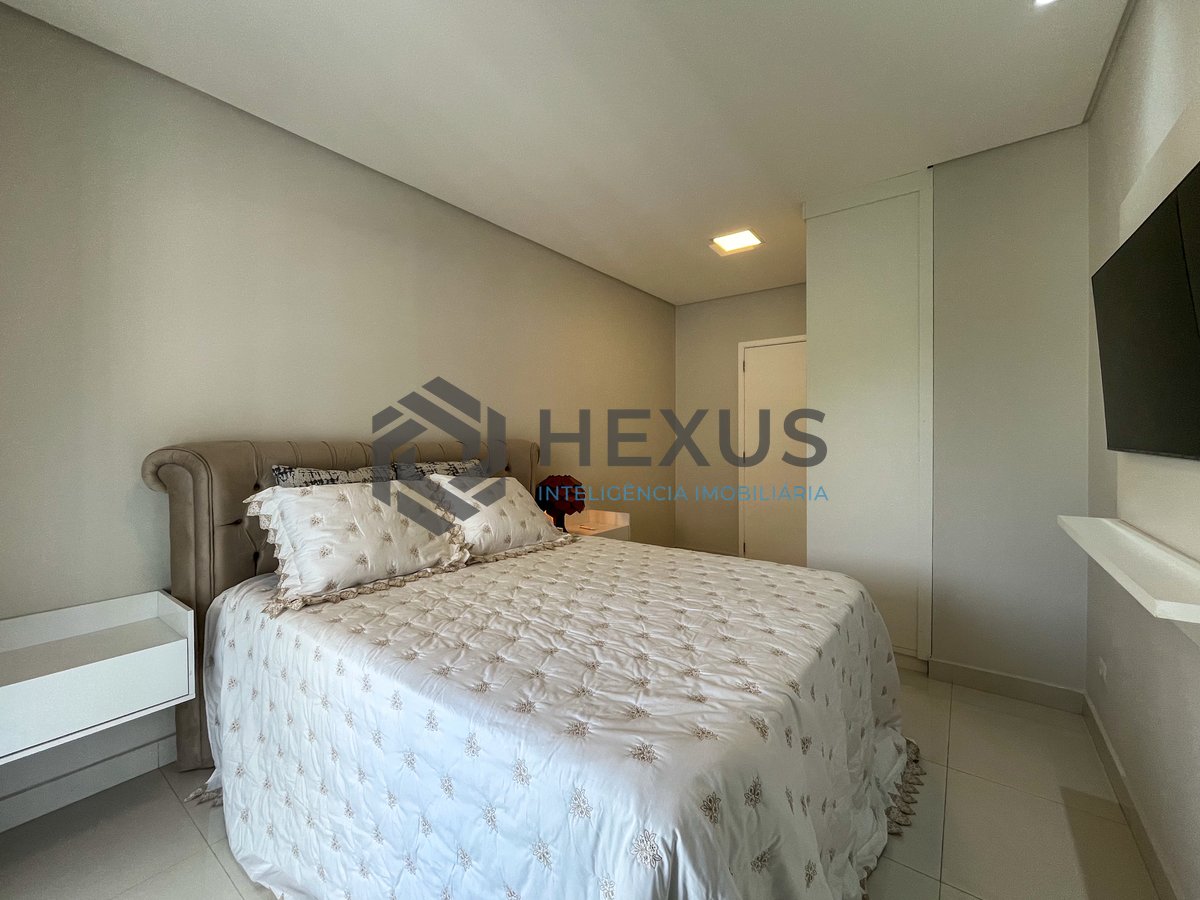 Foto 20 de Apartamento com varanda gourmet e lazer na Praia das Pitangueiras, Guaruja