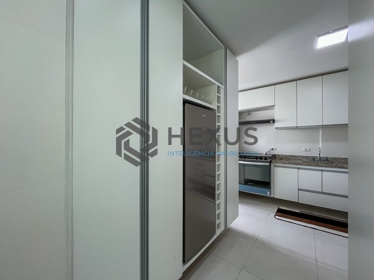 Foto 31 de Apartamento com varanda gourmet e lazer na Praia das Pitangueiras, Guaruja