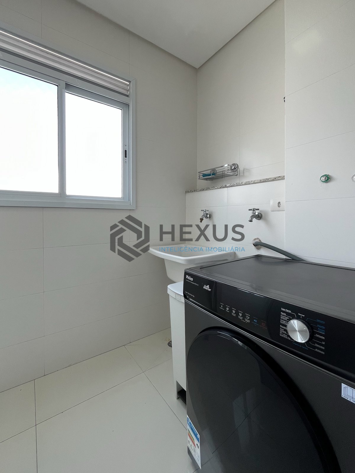 Foto 35 de Apartamento com varanda gourmet e lazer na Praia das Pitangueiras, Guaruja