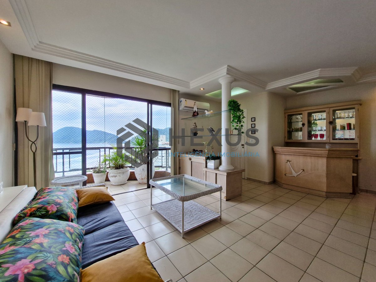 Foto 3 de Apartamento com varanda vista mar e lazer na beira mar da praia no Tombo, Guarujá
