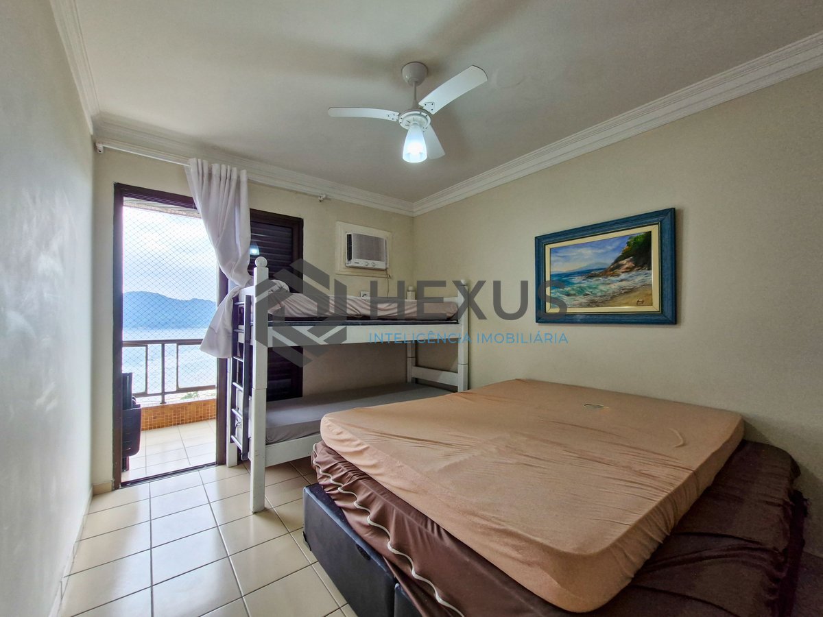 Foto 21 de Apartamento com varanda vista mar e lazer na beira mar da praia no Tombo, Guarujá