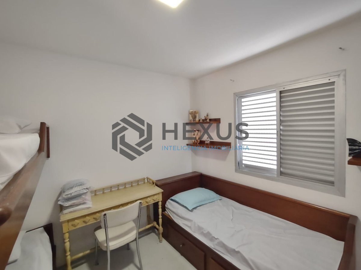 Foto 11 de Apartamento com varanda e lazer na Praia da Enseada, Guaruja