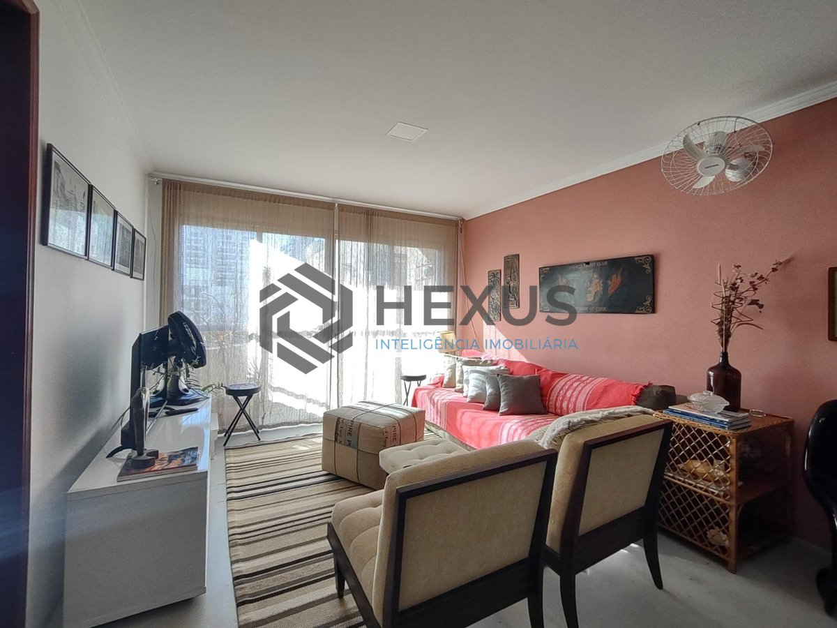 Foto 4 de Apartamento com varanda e lazer na Praia da Enseada, Guaruja