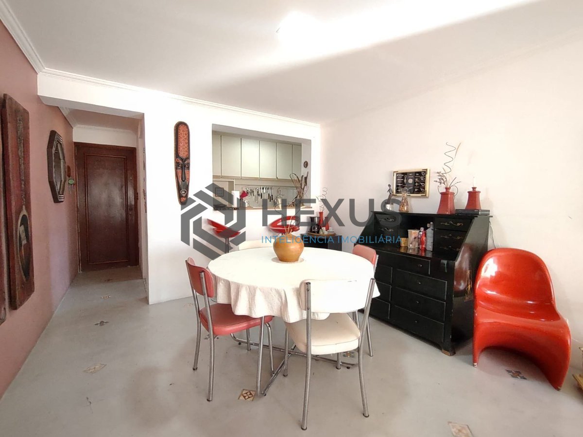 Foto 6 de Apartamento com varanda e lazer na Praia da Enseada, Guaruja