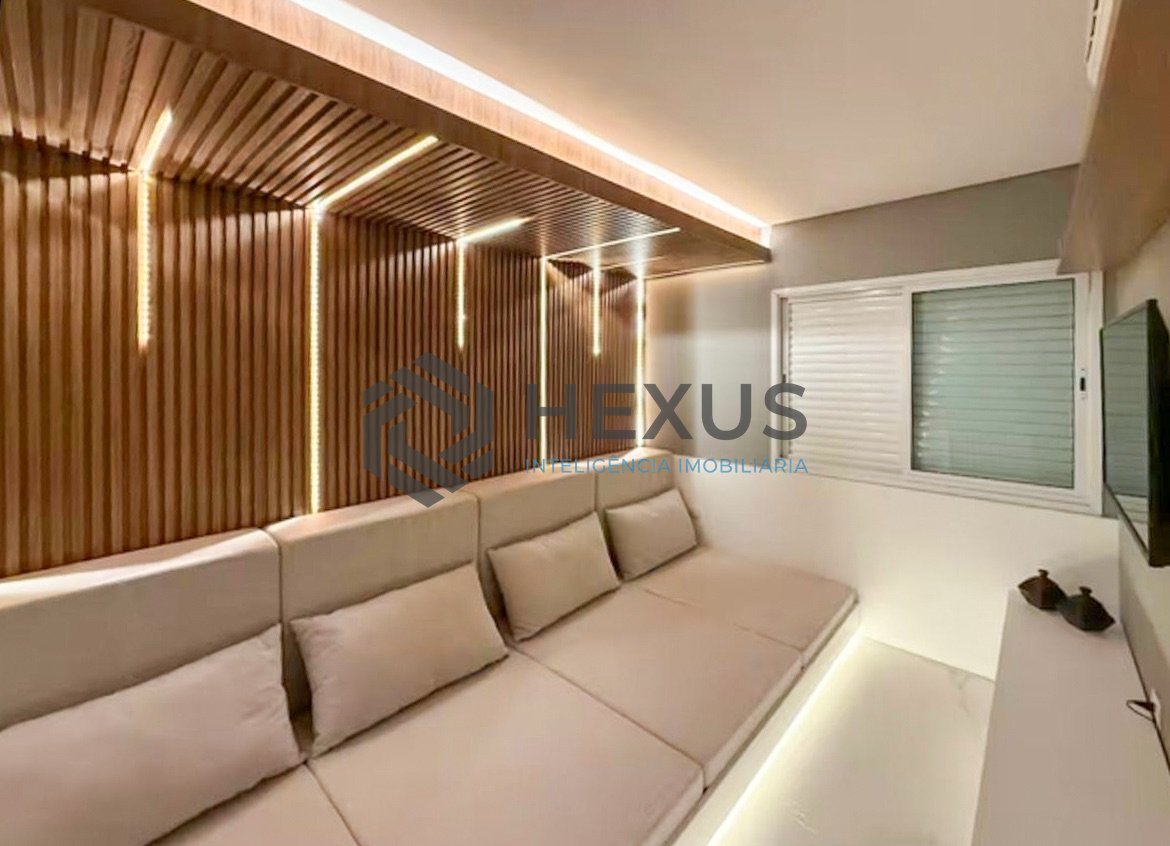 Foto 32 de Apartamento reformado com varanda gourmet e lazer na Praia da Enseada, Guaruja