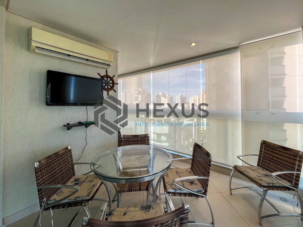 Foto 12 de Apartamento varanda gourmet e lazer na região da Brunella na Praia da Enseada, Guaruja