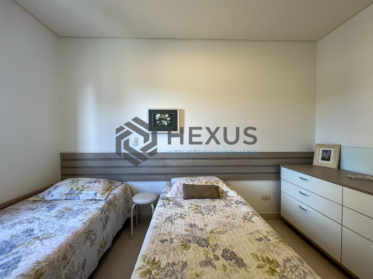 Foto 25 de Apartamento com varanda gourmet e lazer na região da Brunella na Praia da Enseada, Guaruja