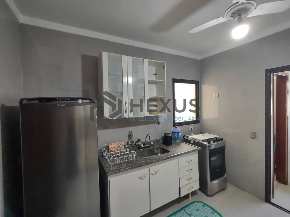 Foto 16 de Apartamento com varanda e lazer na Praia da Enseada, Guaruja