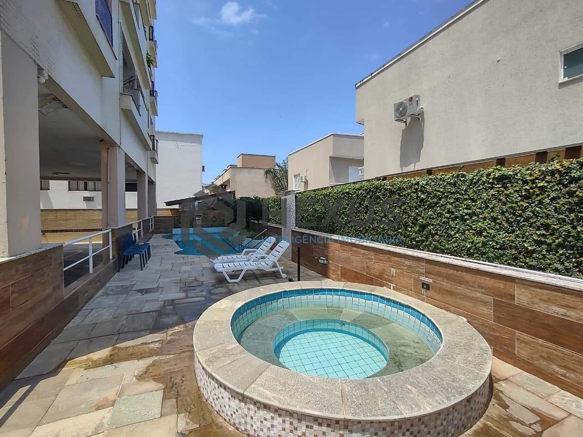 Foto 23 de Apartamento com varanda e lazer na Praia da Enseada, Guaruja