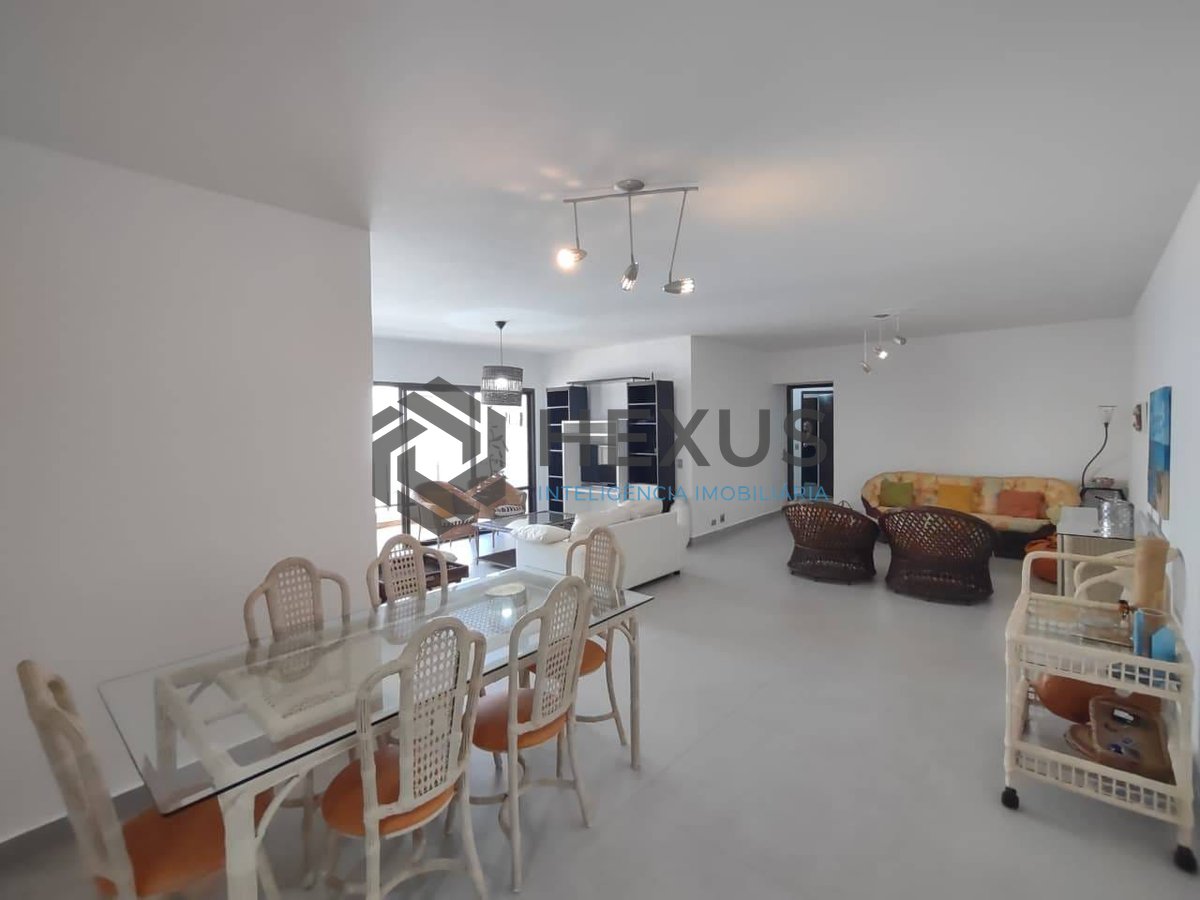 Foto 5 de Apartamento com varanda e lazer na Praia da Enseada, Guaruja