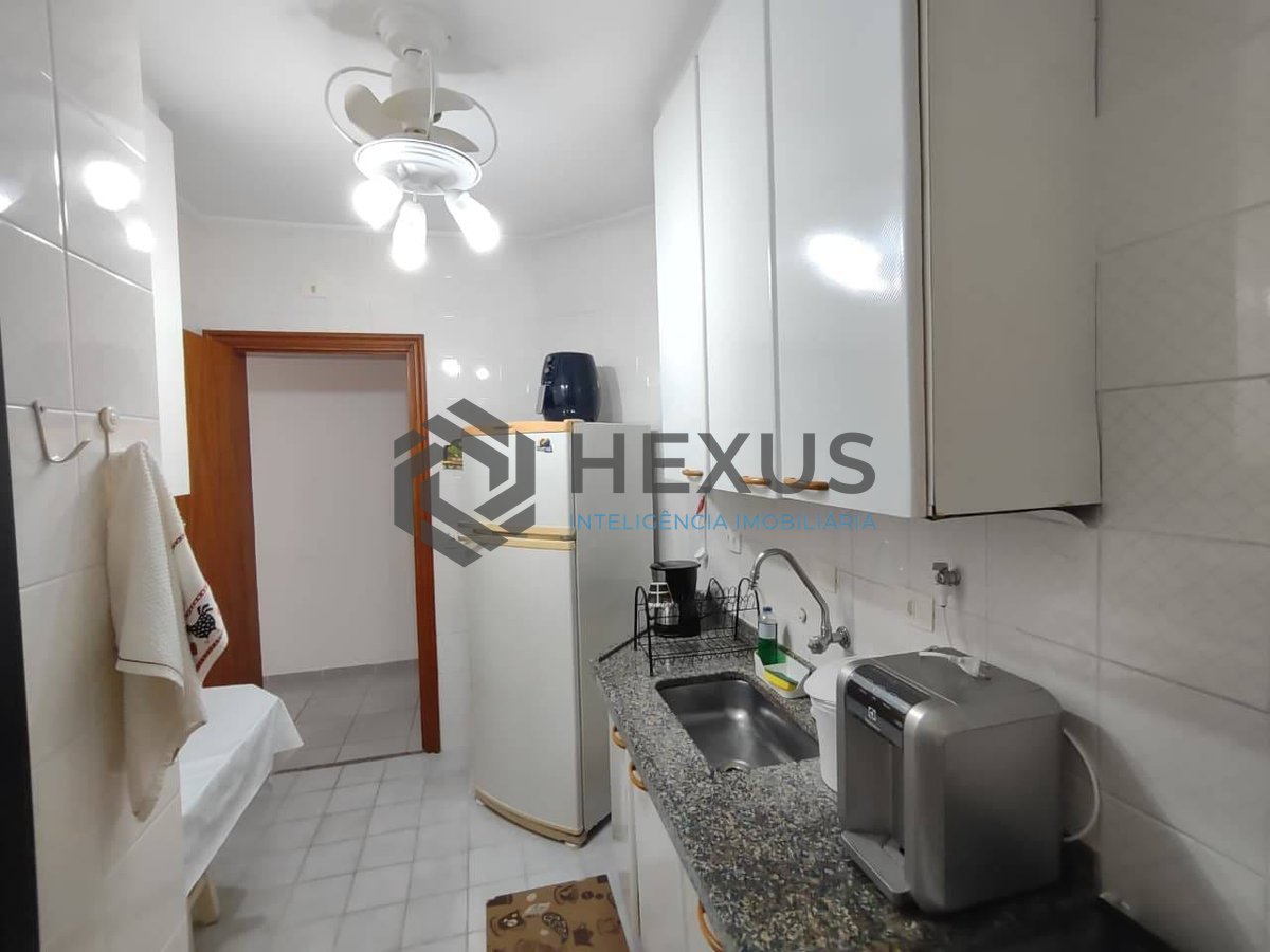 Foto 16 de Apartamento com varanda e lazer na Praia da Enseada, Guaruja