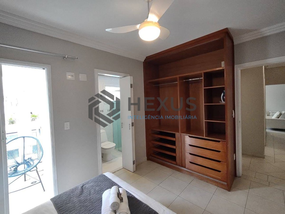 Foto 16 de Apartamento com varanda gourmet e lazer na Praia da Enseada, Guaruja