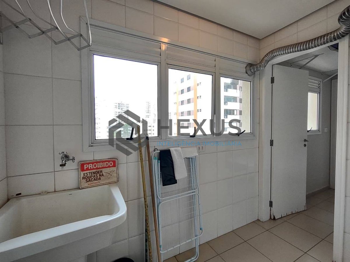 Foto 23 de Apartamento com varanda gourmet e lazer na Praia da Enseada, Guaruja
