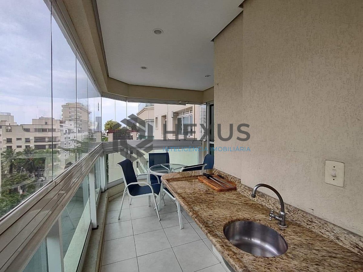 Foto 7 de Apartamento com varanda gourmet e lazer na Praia da Enseada, Guaruja