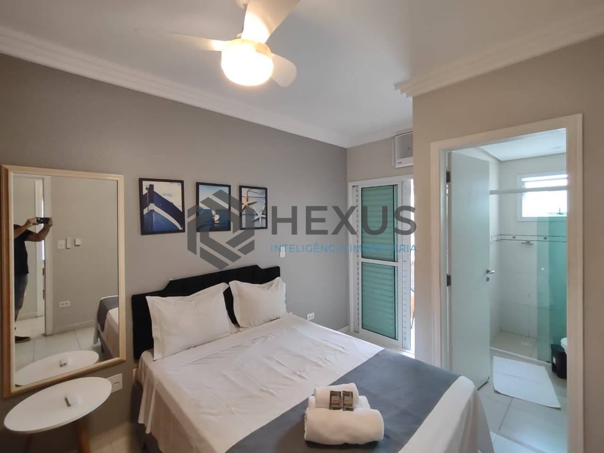 Foto 9 de Apartamento com varanda gourmet e lazer na Praia da Enseada, Guaruja