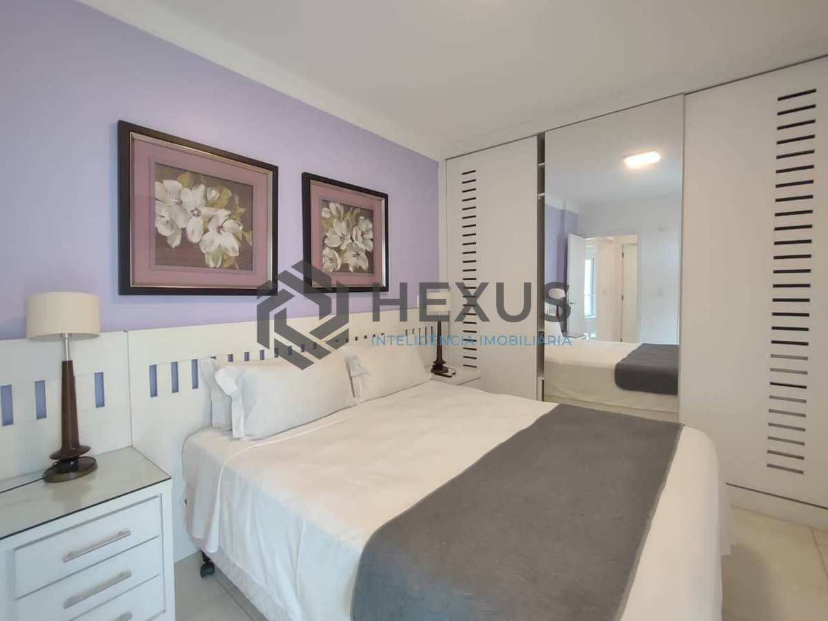 Foto 12 de Apartamento com varanda gourmet e lazer na Praia da Enseada, Guaruja