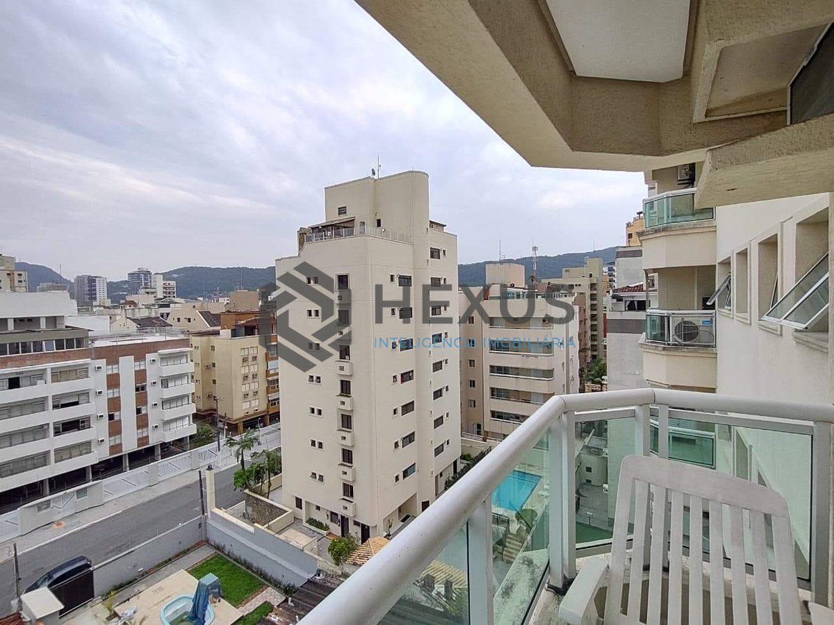 Foto 17 de Apartamento com varanda gourmet e lazer na Praia da Enseada, Guaruja