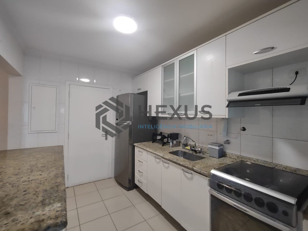 Foto 20 de Apartamento com varanda gourmet e lazer na Praia da Enseada, Guaruja