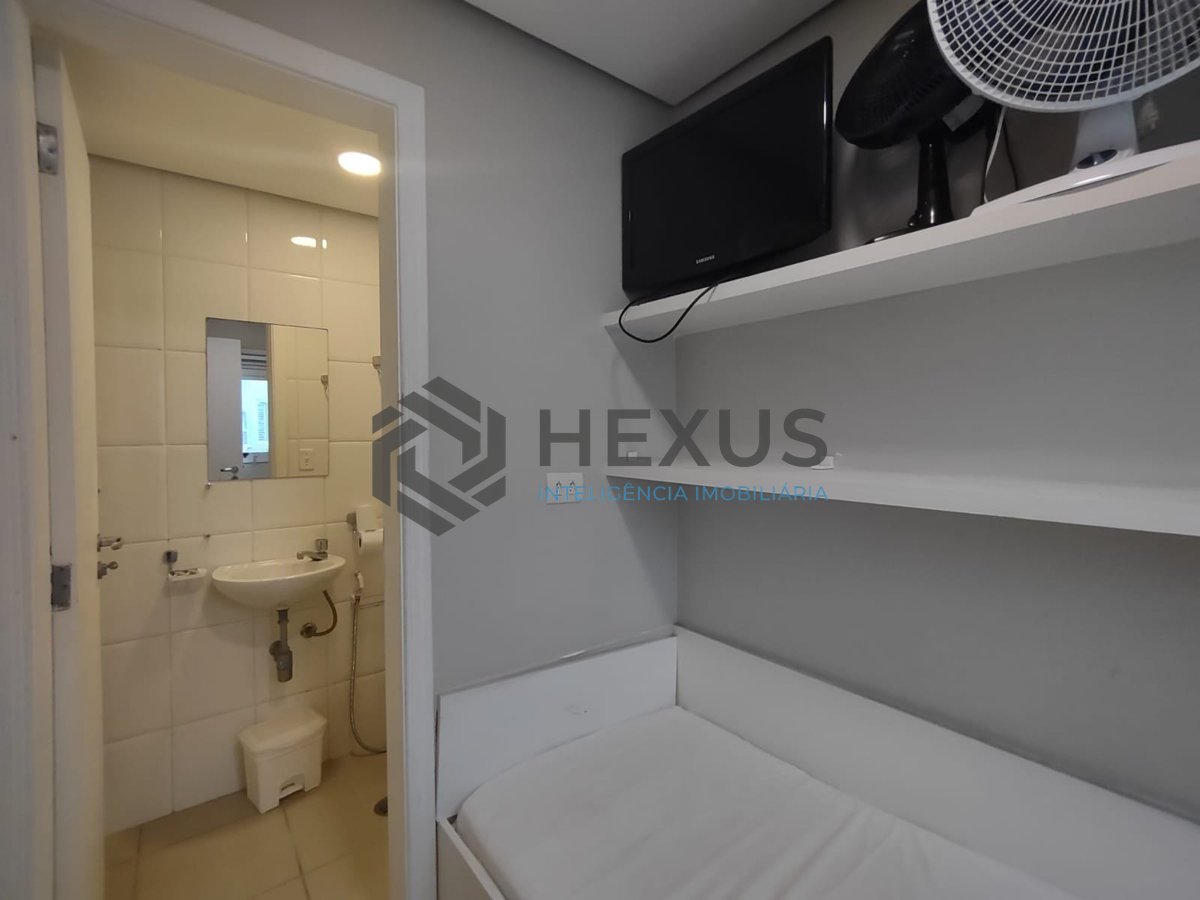 Foto 21 de Apartamento com varanda gourmet e lazer na Praia da Enseada, Guaruja