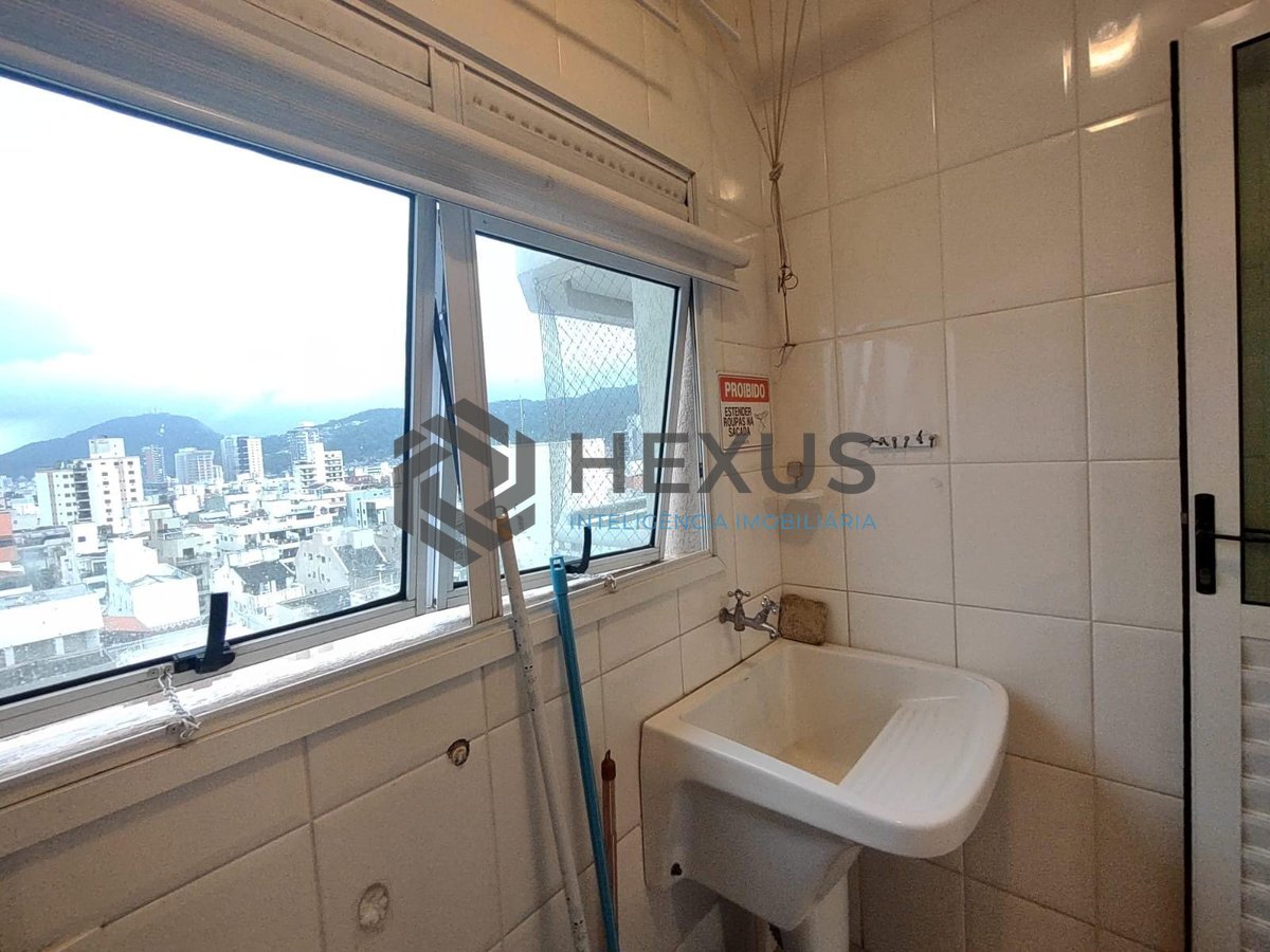Foto 23 de Apartamento com varanda gourmet e lazer na Praia da Enseada, Guaruja