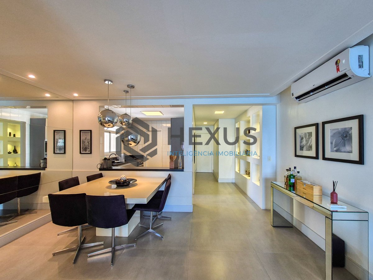 Foto 9 de Apartamento reformado frente mar com varanda gourmet e lazer em prédio novo na Praia das Asturias, Guaruja