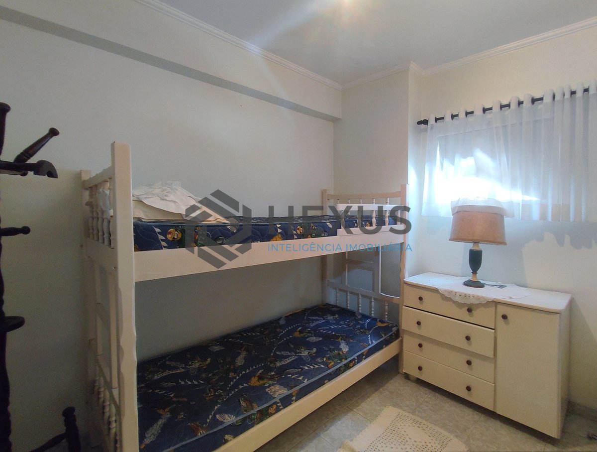 Foto 6 de Apartamento com custo baixo na Praia das Asturias, Guaruja
