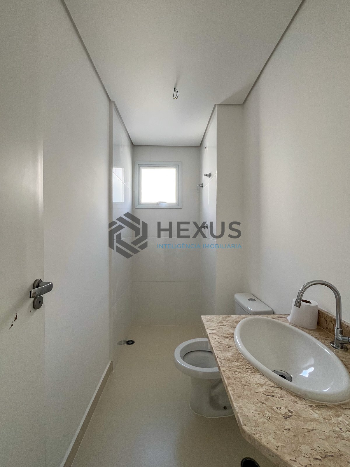 Foto 16 de Apartamento varanda gourmet vista mar e lazer em prédio novo na Praia das Pitangueiras, Guaruja