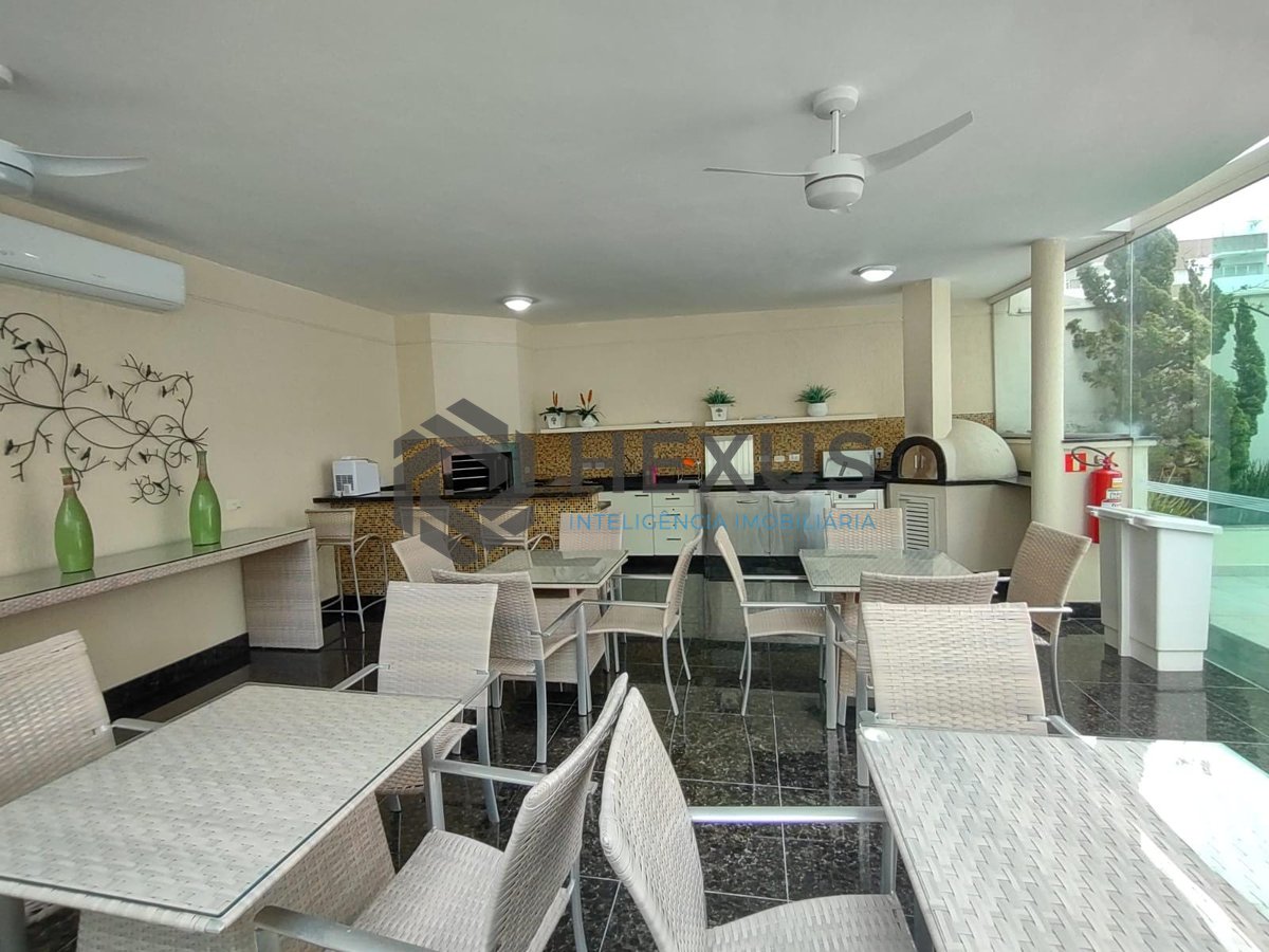Foto 24 de Apartamento reformado com varanda gourmet e lazer na Praia da Enseada, Guaruja