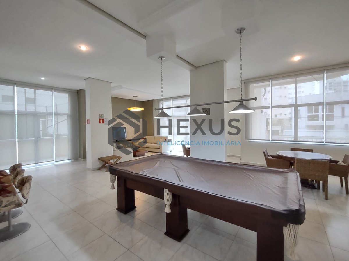 Foto 26 de Apartamento reformado com varanda gourmet e lazer na Praia da Enseada, Guaruja