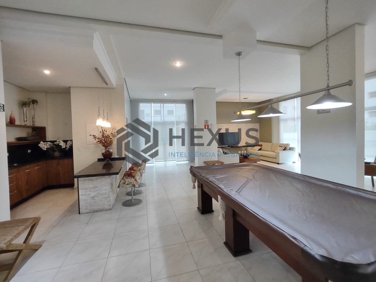 Foto 27 de Apartamento reformado com varanda gourmet e lazer na Praia da Enseada, Guaruja