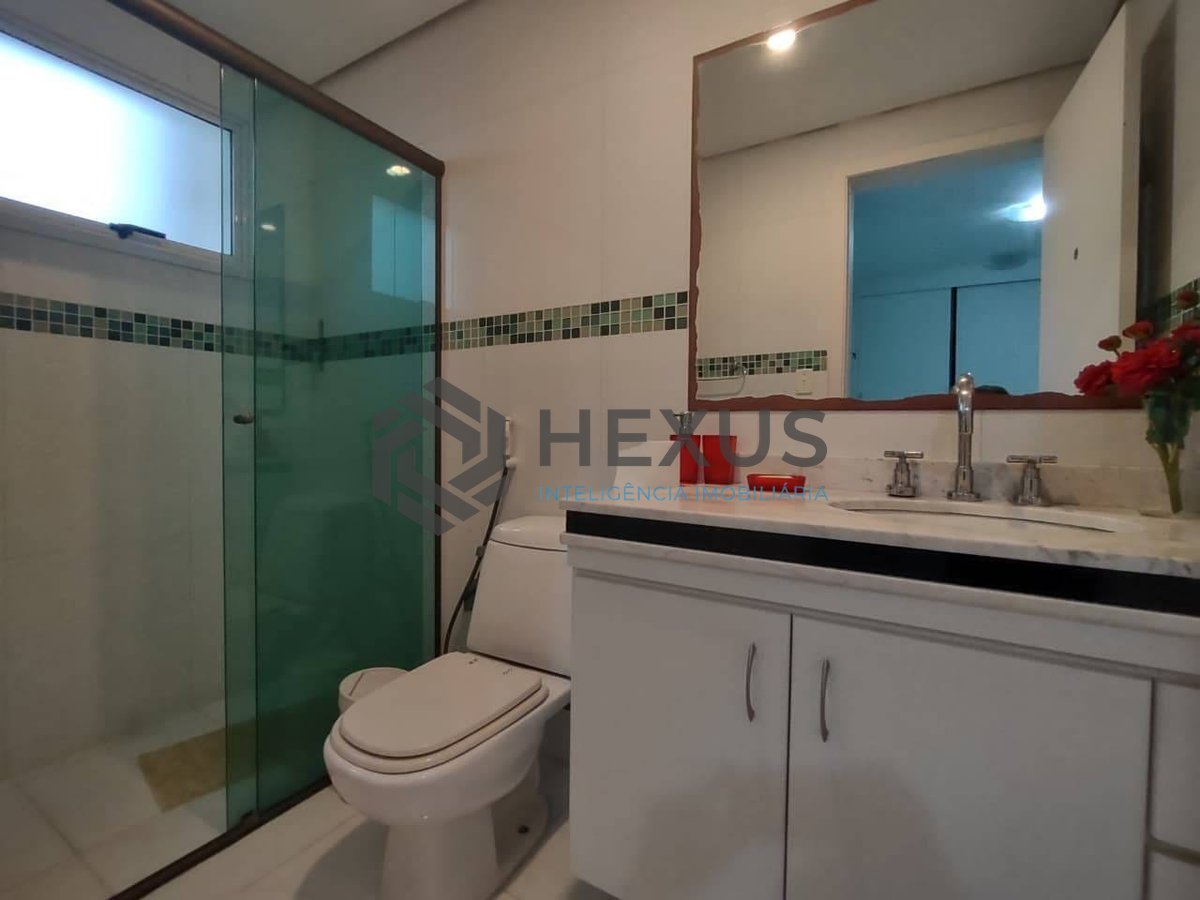 Foto 17 de Apartamento com varanda gourmet e lazer na Praia da Enseada, Guaruja