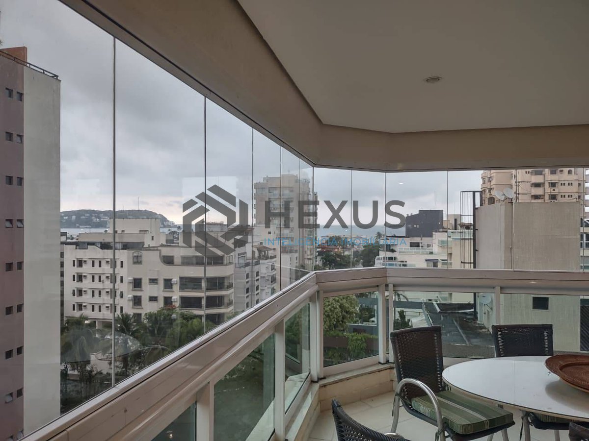 Foto 7 de Apartamento com varanda gourmet e lazer na Praia da Enseada, Guaruja