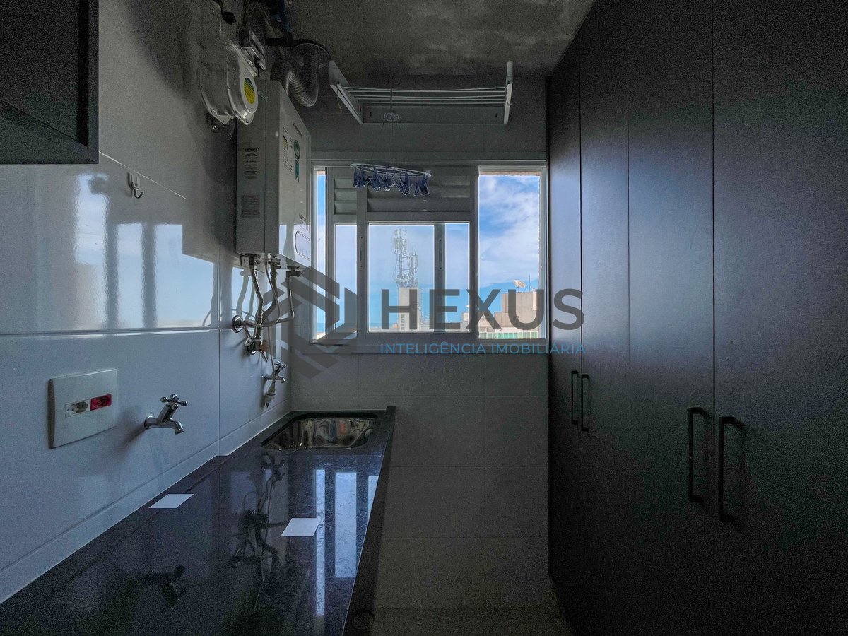 Foto 16 de Apartamento com varanda gourmet e lazer em prédio novo na Praia das Pitangueiras, Guaruja