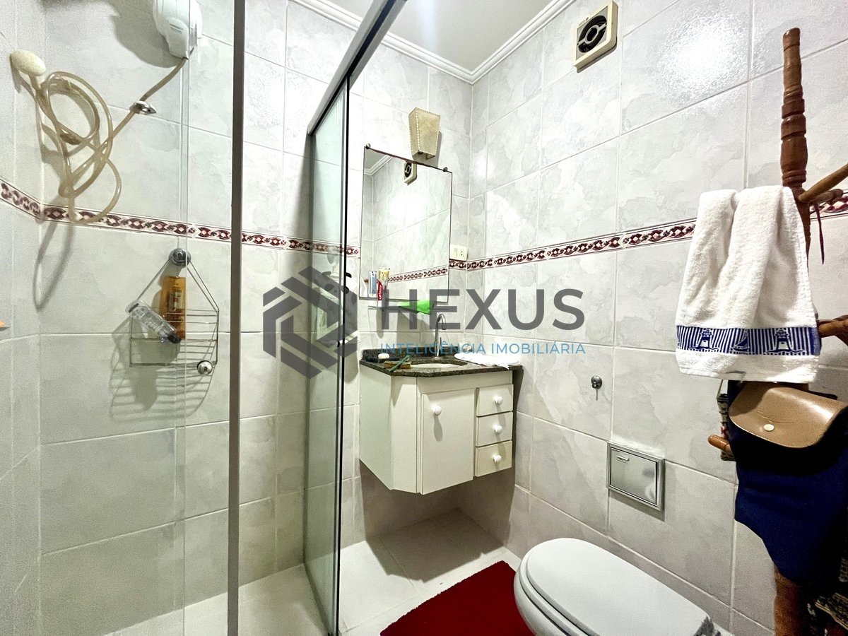 Foto 9 de Apartamento com varanda na Praia das Pitangueiras, Guaruja