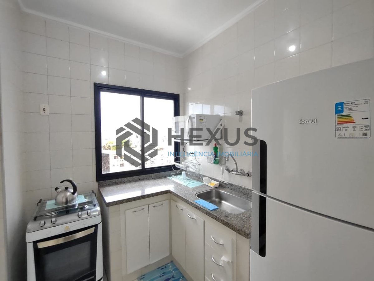 Foto 12 de Apartamento com varanda e lazer na Praia da Enseada, Guaruja
