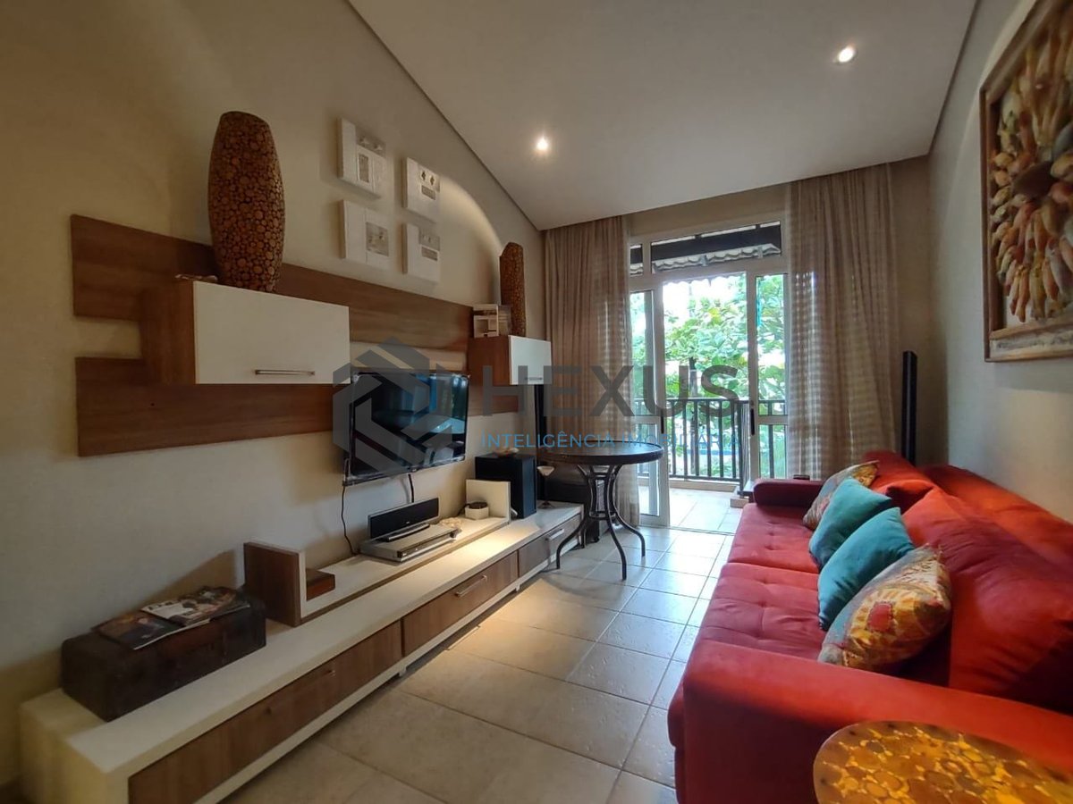 Foto 6 de Apartamento beira mar com varanda e lazer na Praia da Enseada, Guaruja