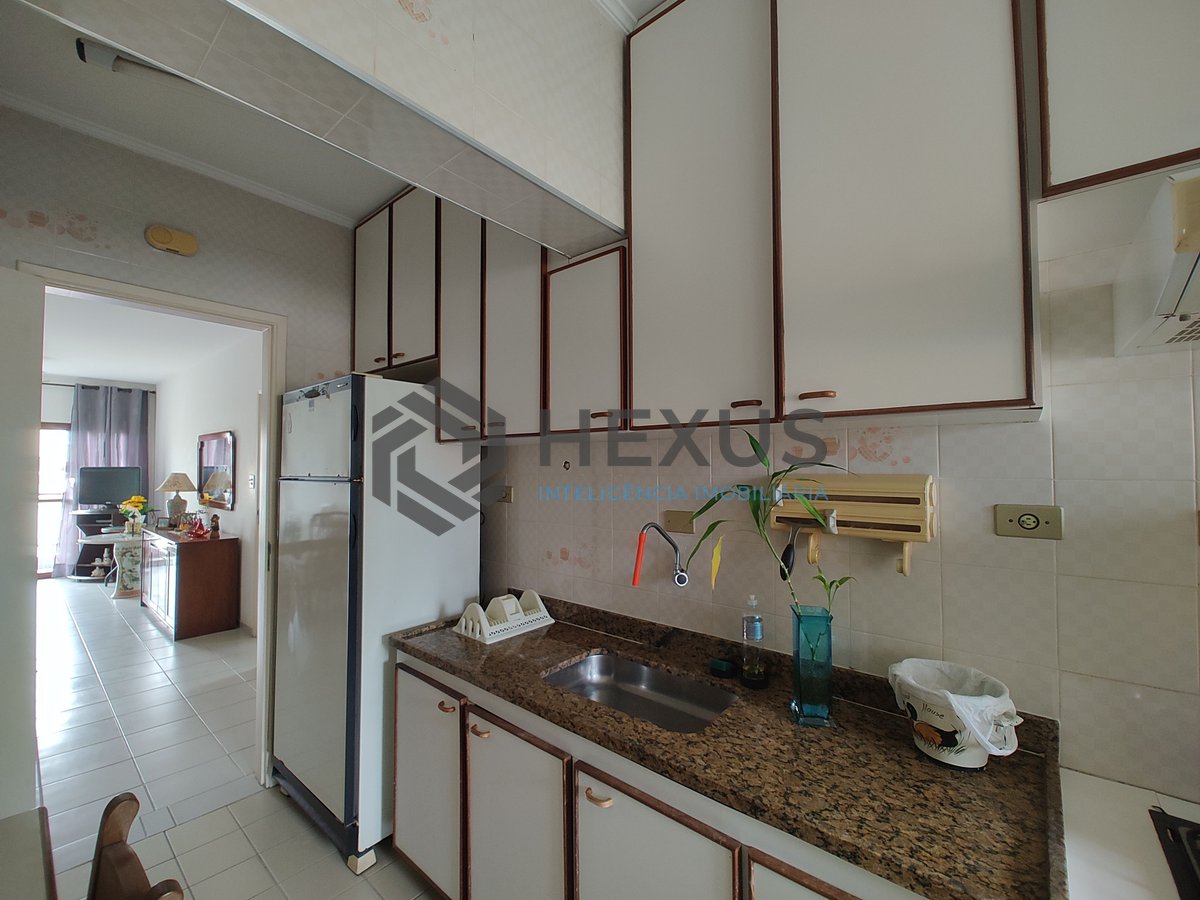 Foto 15 de Apartamento com varanda e lazer na Praia das Asturias, Guaruja