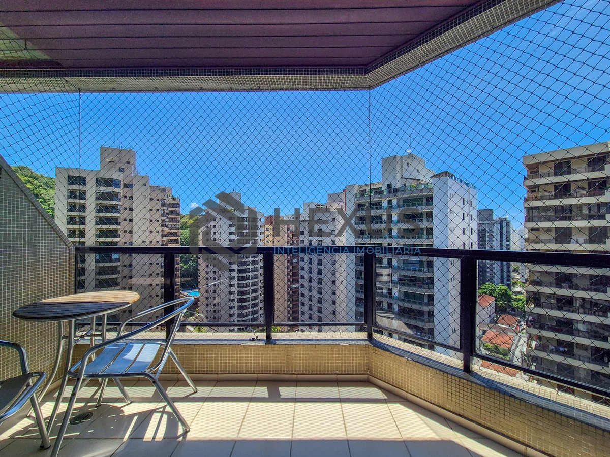 Foto 2 de Apartamento com varanda e lazer na Praia das Pitangueiras, Guaruja